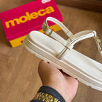 Sandália Moleca Detalhe Dourado de Folha 5490.122