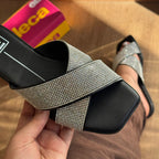 Sandália Moleca Rasteirinha Tiras Cruzadas 5560.105