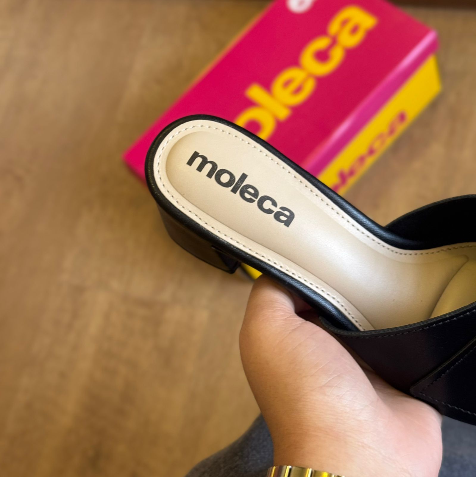 Salto Moleca Bloco Detalhe Dourado 5496.117