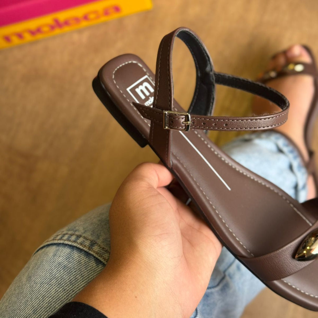 Sandália Moleca Rasteira Detalhe Circular Dourado 5462.143