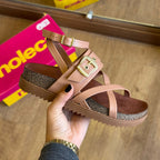 Sandália Moleca com Ajuste Tratorada 5500.113