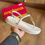 Sandália Moleca Detalhe Dourado de Folha 5490.122