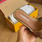 Sandália Moleca Rasteira Brilhosa 5435.553